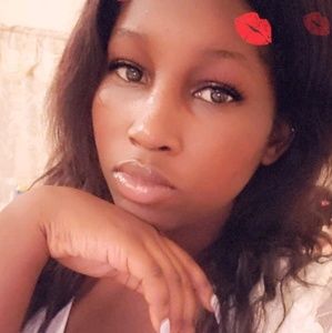 Meet your Posher, Regine